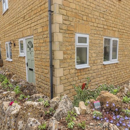 The Cornerstone Villa Cheltenham Exterior photo